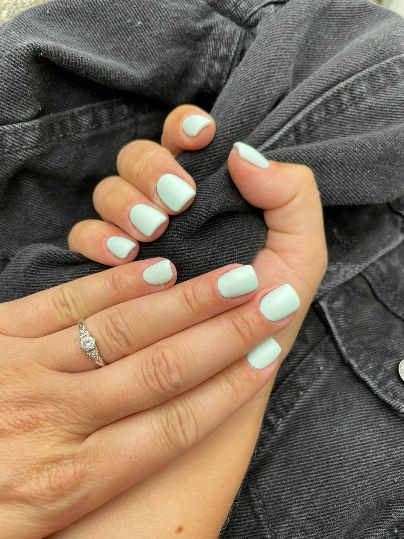 Nägel in Pastell